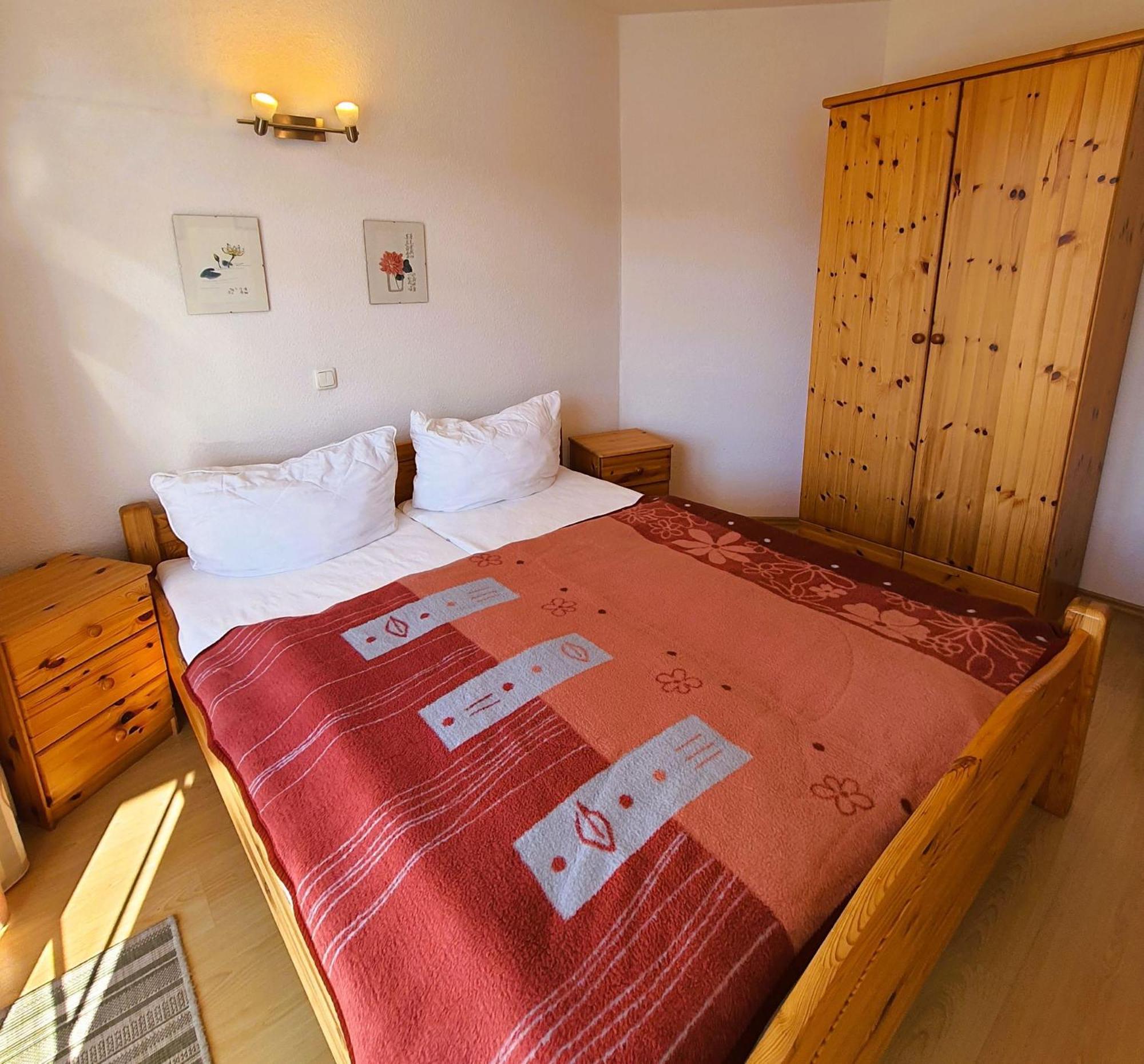 Ferienwohnung Fritz-Reuter-Str.SonnenuhrWhg.7 Ostseeheilbad Ostseeheilbad Zingst Exterior foto